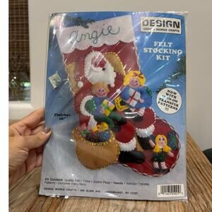 Design Works Crafts Felt Christmas Stocking Kit Santa & Children Sealed Vintage